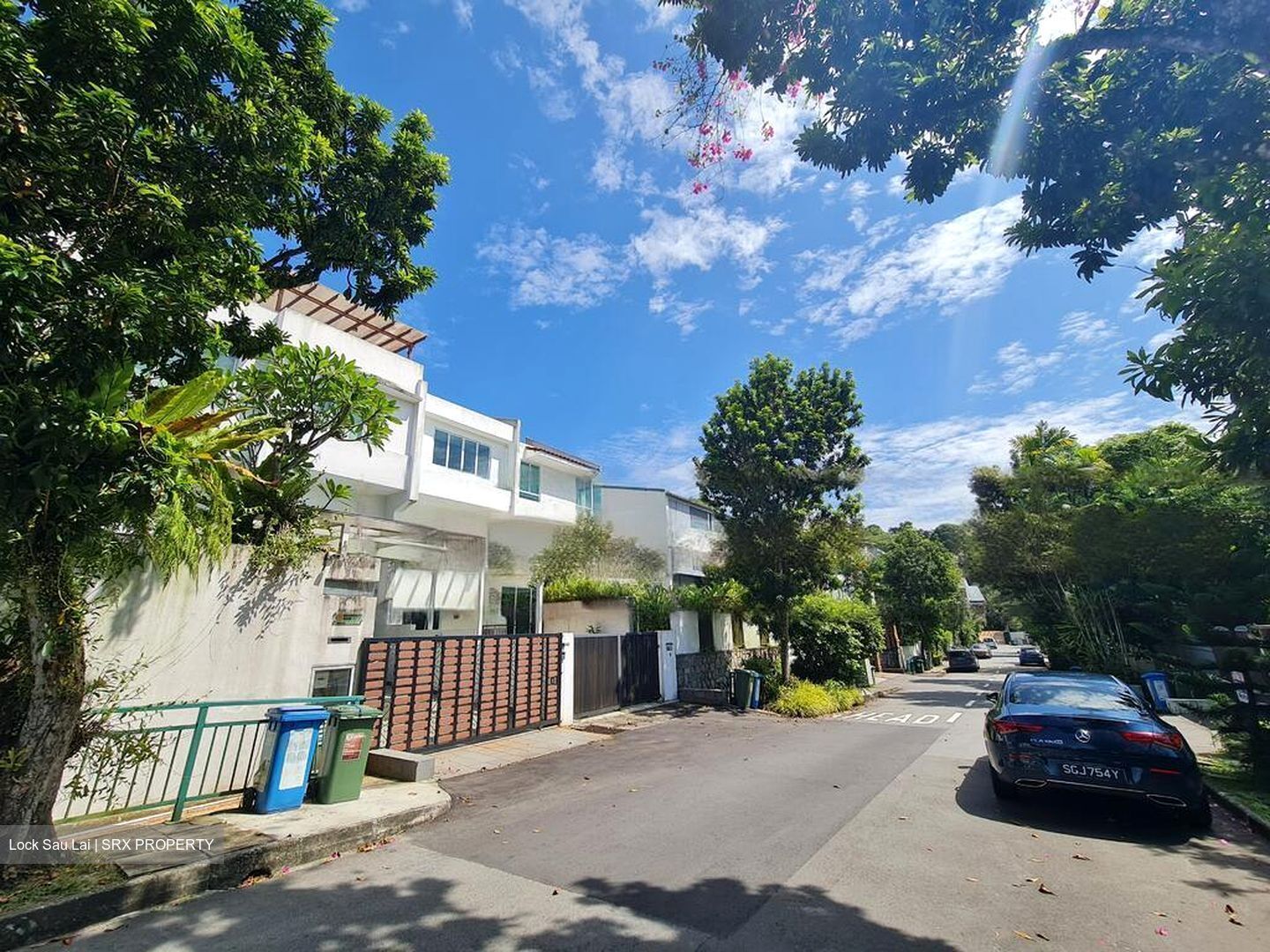 Greenbank Park (D21), Semi-Detached #468902361